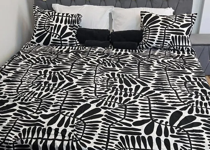 Ground Floor Getaway Apartment